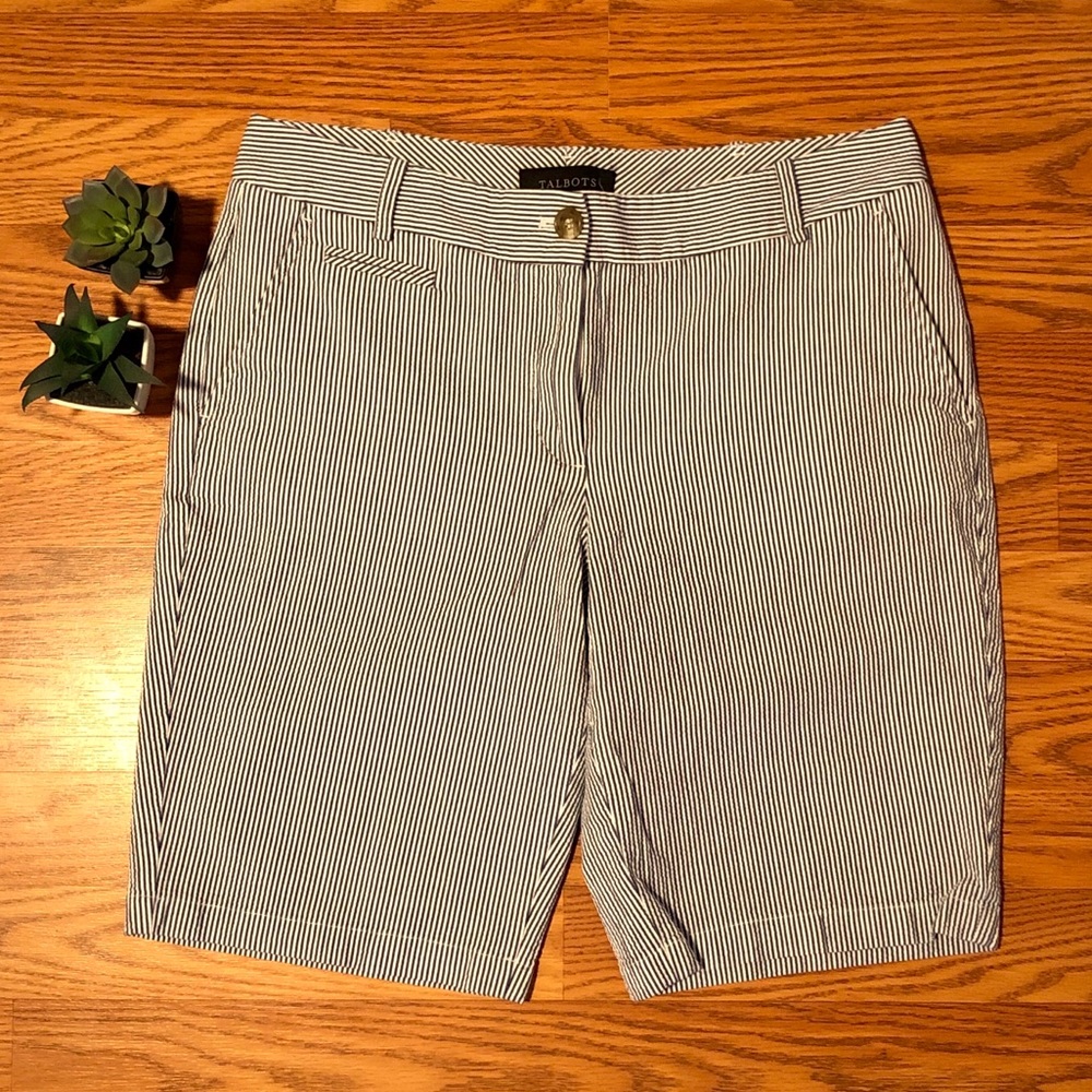 🪁Blue & White Striped Seersucker Shorts